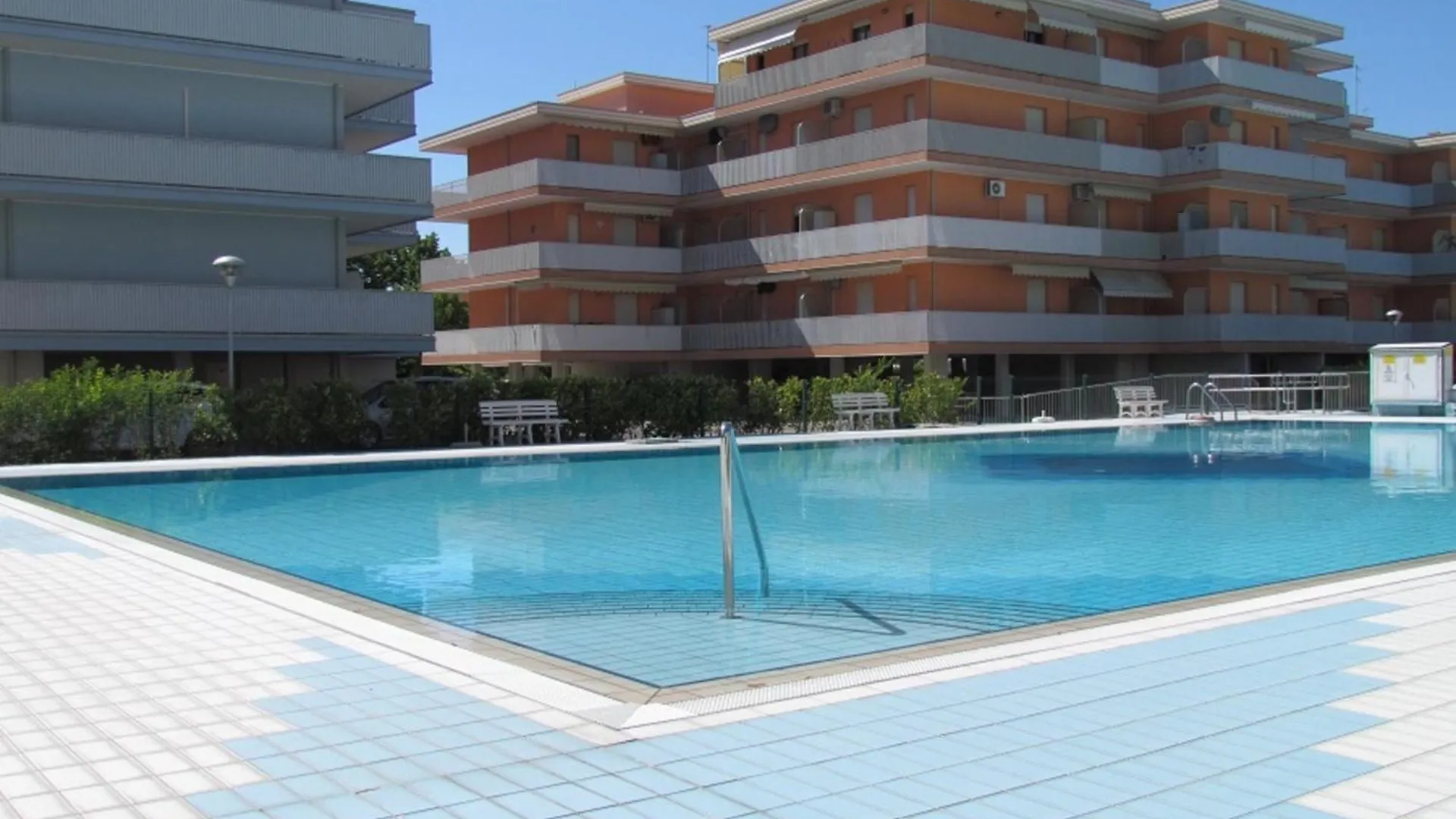 Vibrant Apartment In A Pool Paradise Bibione