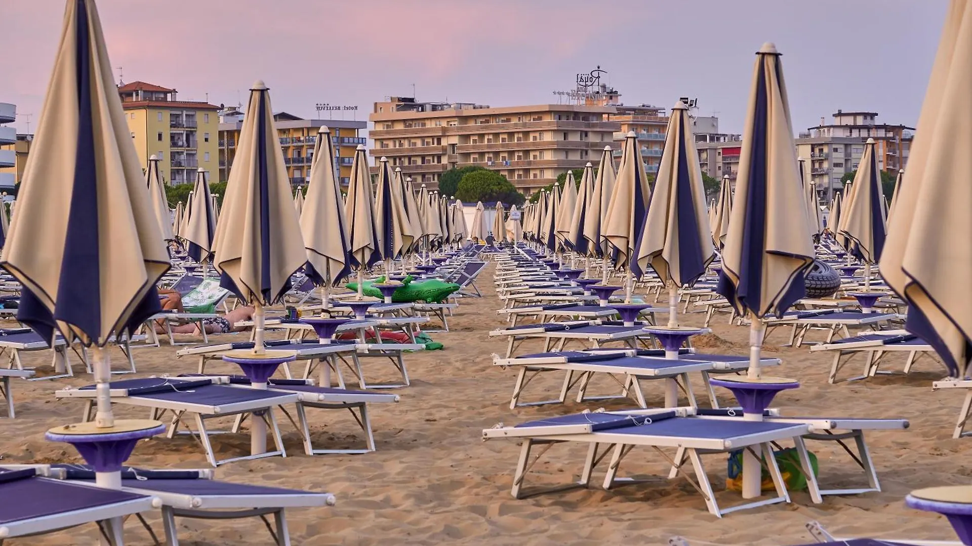 Vibrant Apartment In A Pool Paradise Bibione