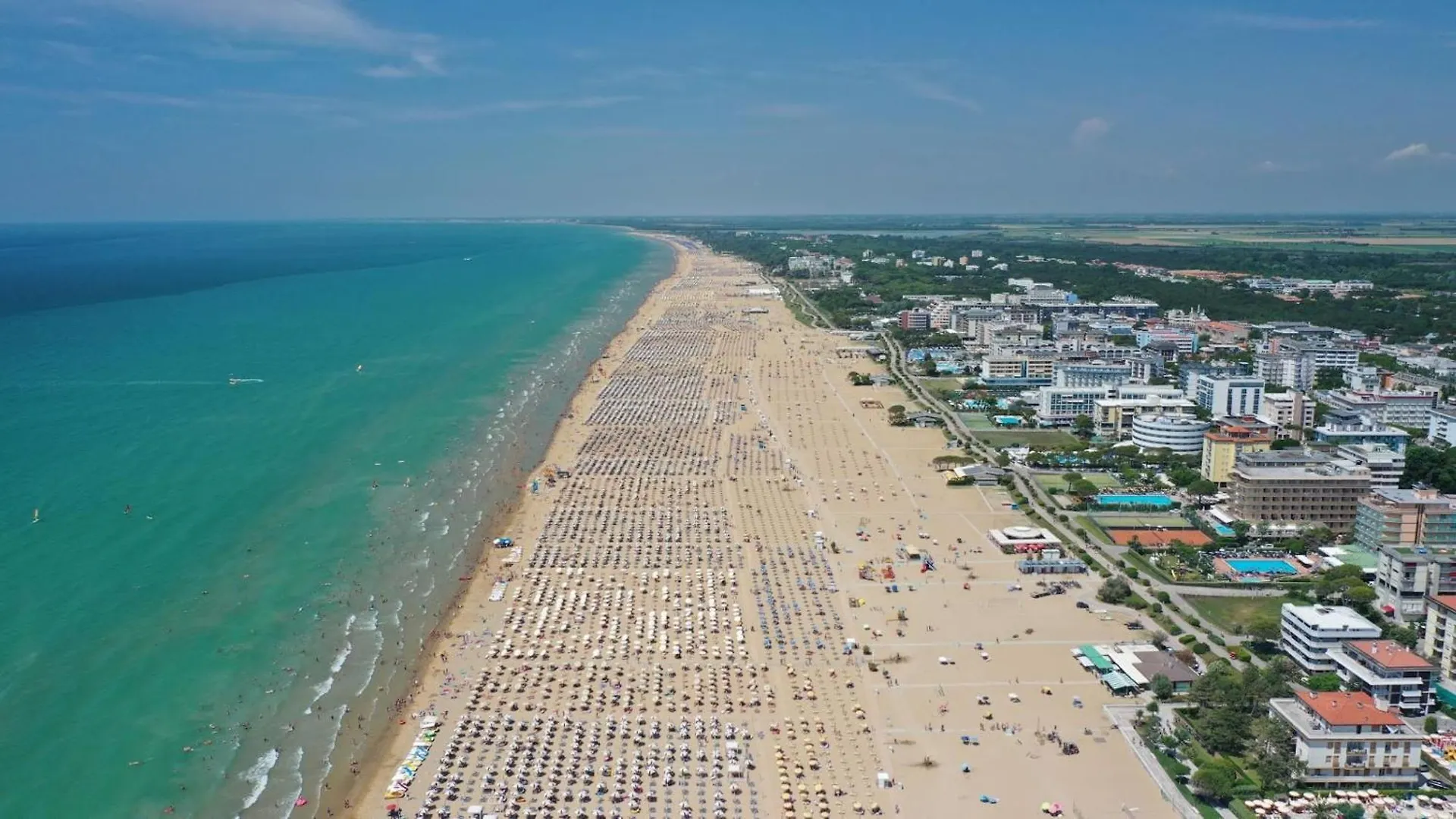 Vibrant Apartment In A Pool Paradise Bibione